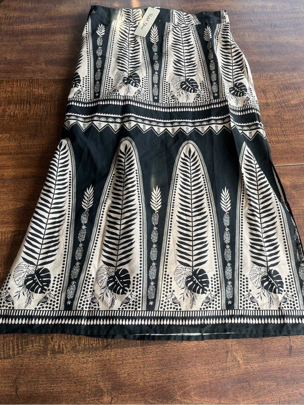 Violet Skies Maxi Skirt Med NWT Black Beige Tropical Botanical Boho Slits Tie